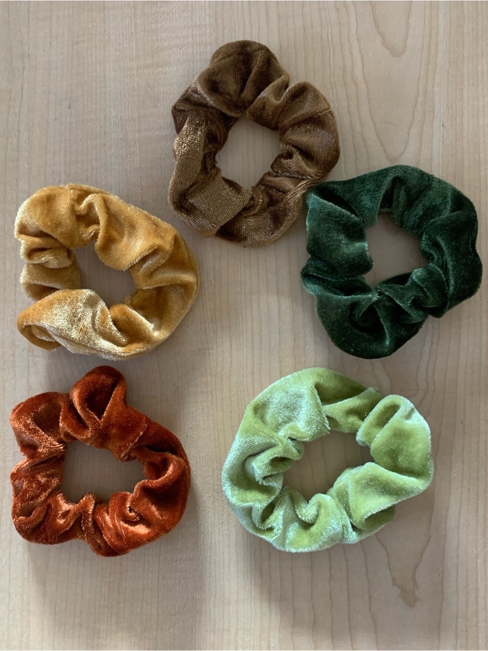 Forever 21 Earth Tone Scrunchies 5 Piece Set NWOT Naturecore Eclectic Grandpa